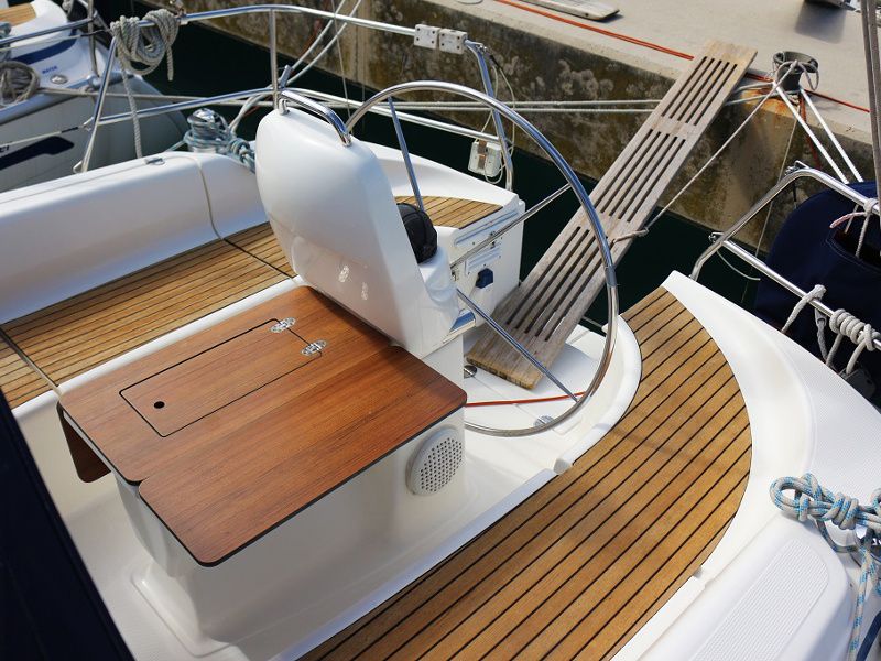 BAVARIA 33 C 