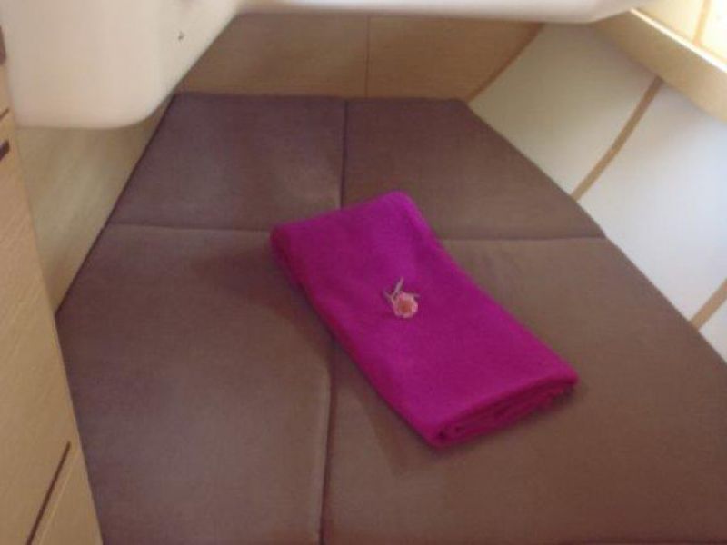 Elan 444 Impression-4 cabins