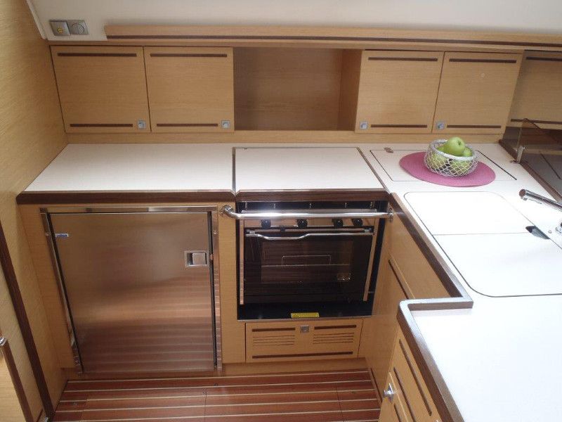 Elan 444 Impression-4 cabins