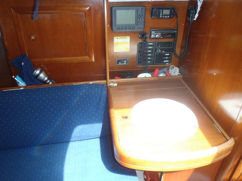 Oceanis 311