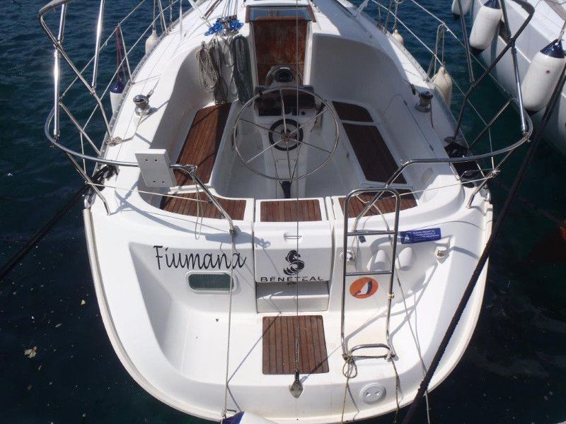 Oceanis 311