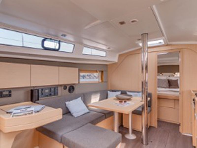 Beneteau - Oceanis 38