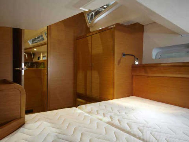 Sun Odyssey 439