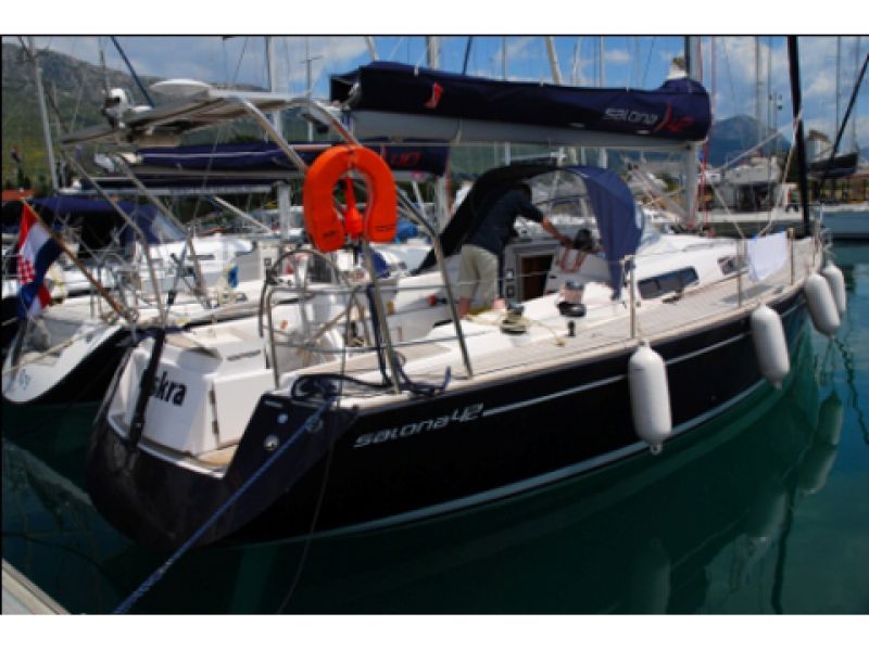 Salona 42