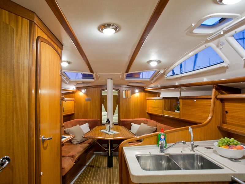 Delphia 37