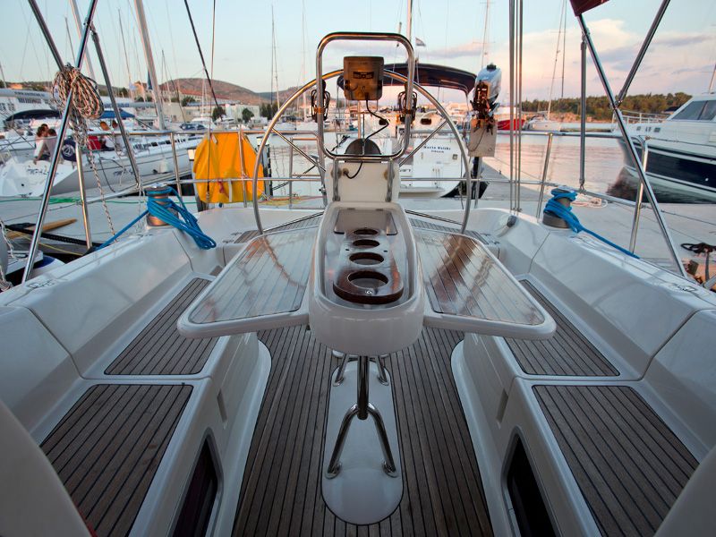 Delphia 37