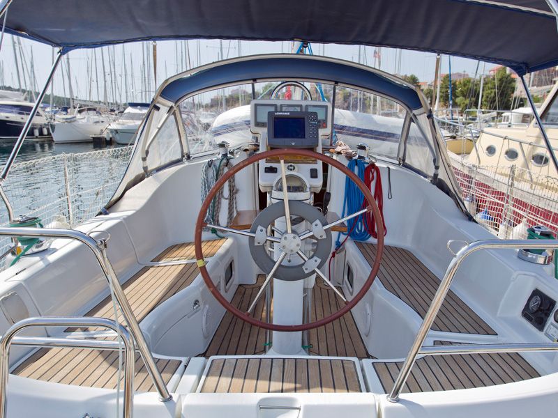 Oceanis 331-3 Clipper