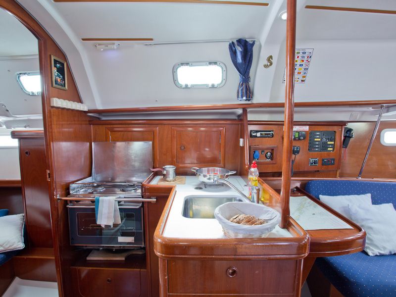 Oceanis 331-3 Clipper