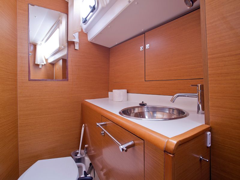 Sun Odyssey 409 Performance