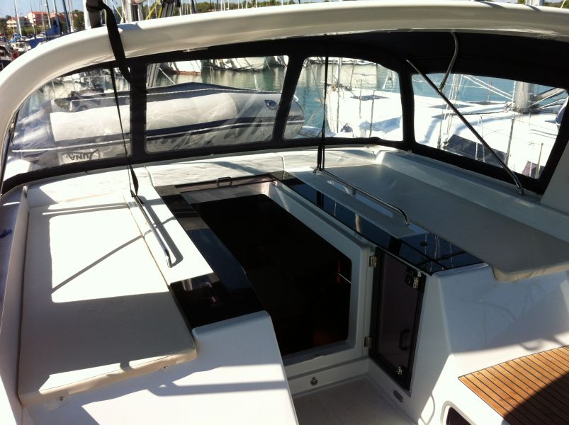 Oceanis 55