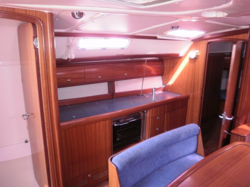 Bavaria 38