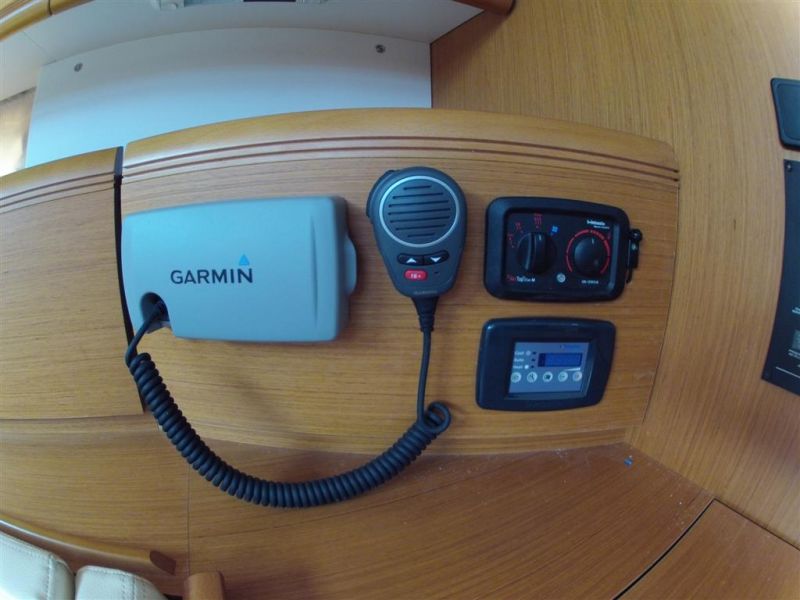 Jeanneau 53