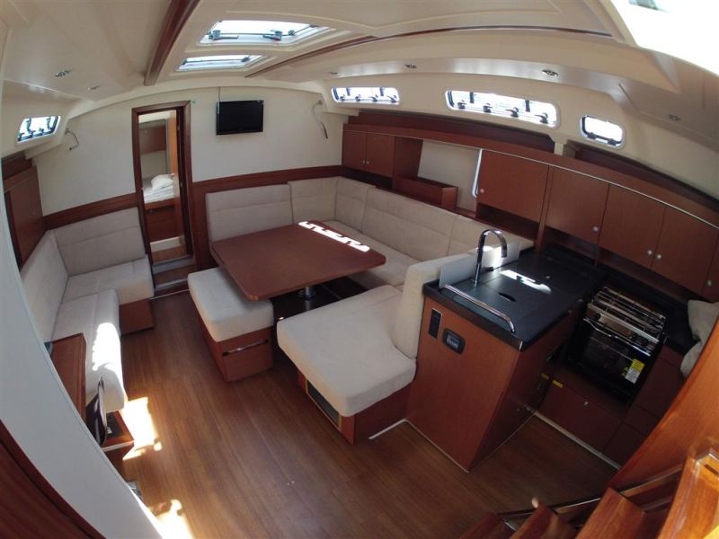 Hanse 445