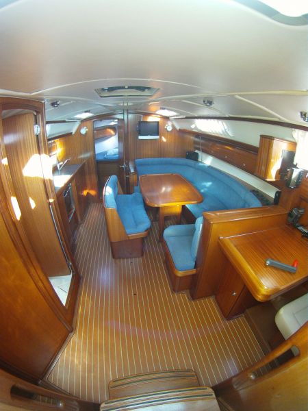 Bavaria 38