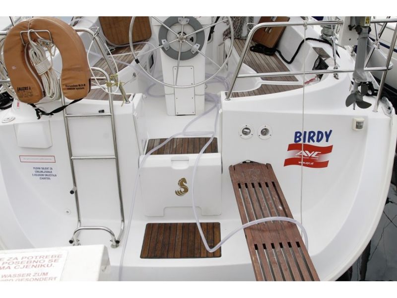 Oceanis 331