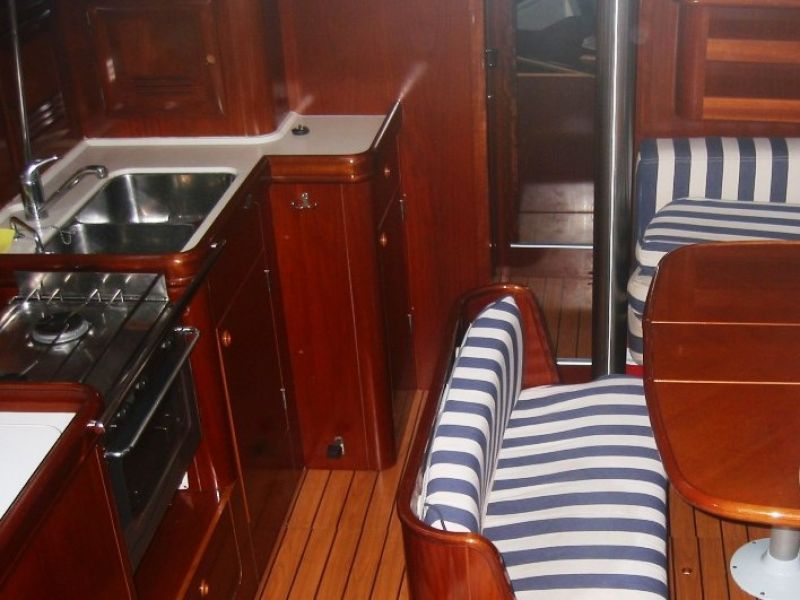 Oceanis 411