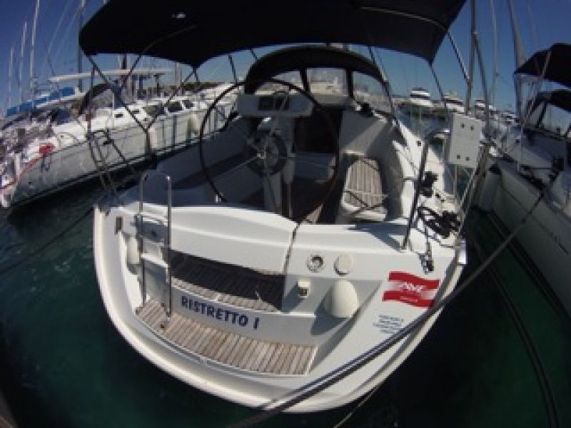 Sun Odyssey 32i