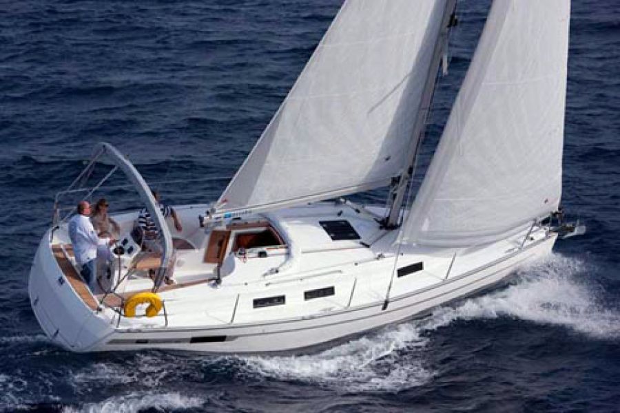 Bavaria Cruiser 32 