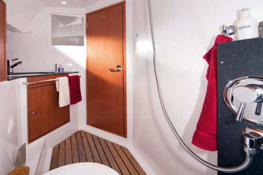 Bavaria Cruiser 32 