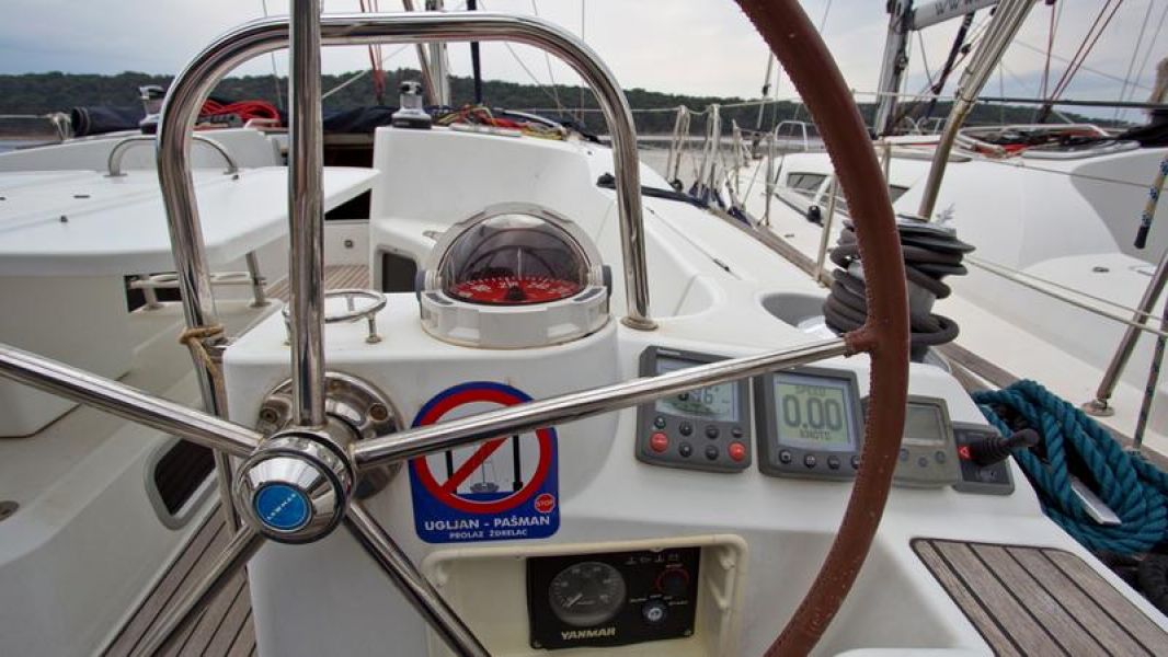 Sun Odyssey 49i