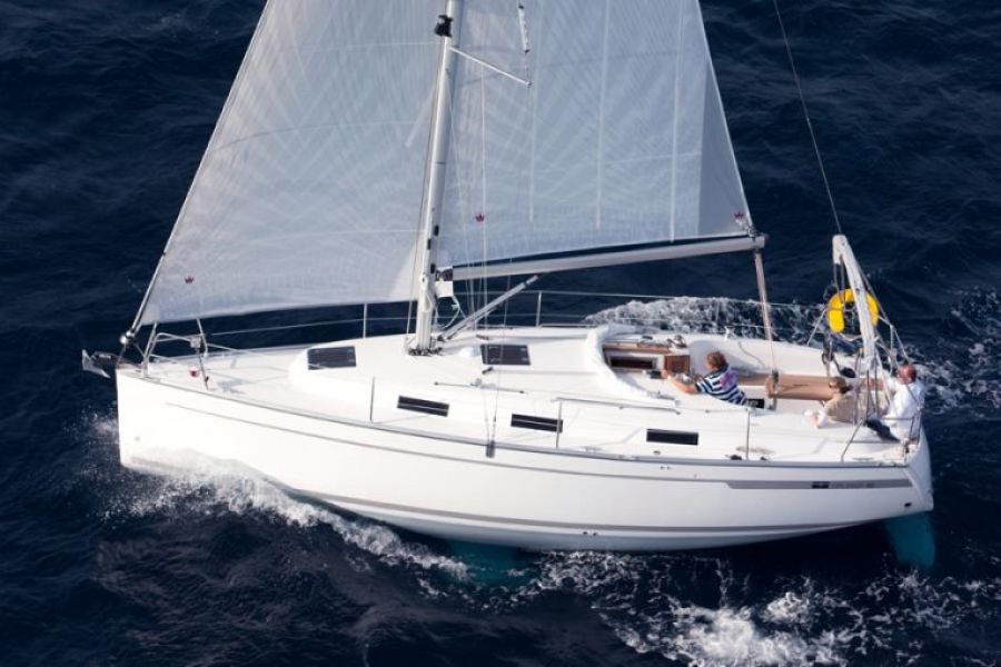 Bavaria Cruiser 32 