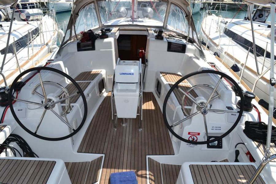 Sun Odyssey 409
