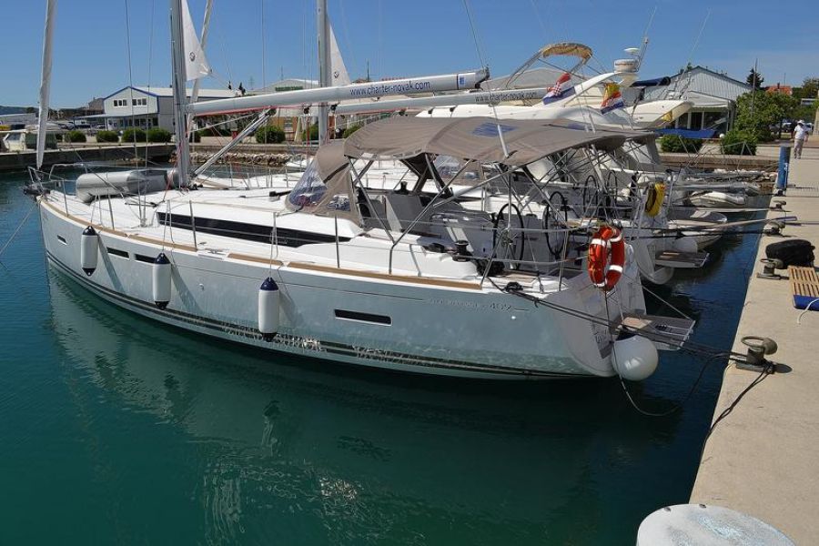 Sun Odyssey 409