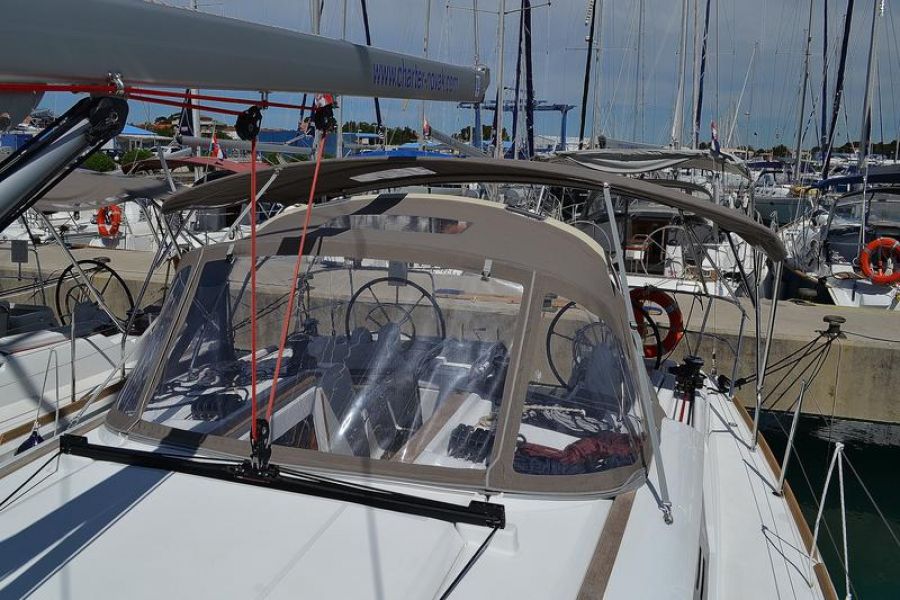 Sun Odyssey 409