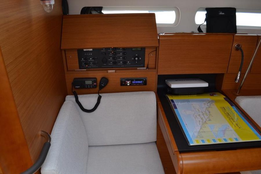 Sun Odyssey 409