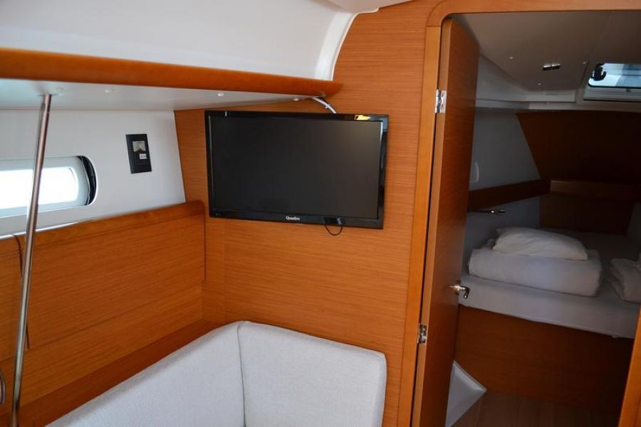 Sun Odyssey 409