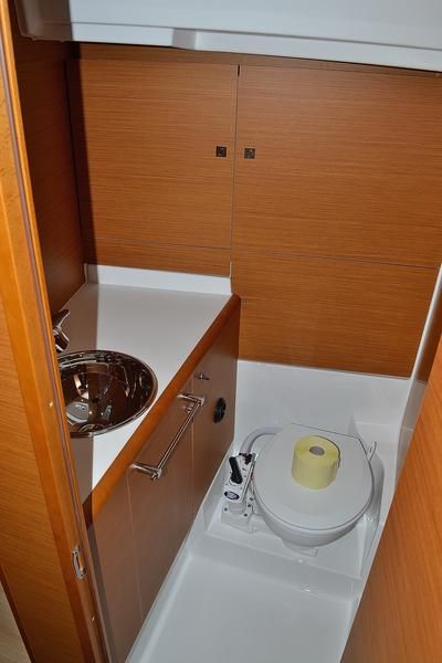 Sun Odyssey 409
