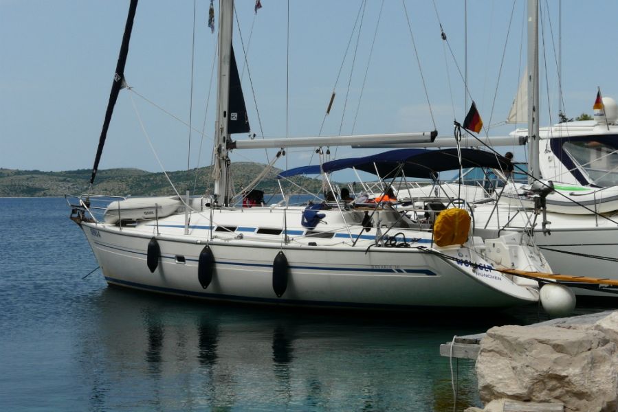 Bavaria 38