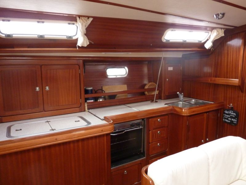 Bavaria 47