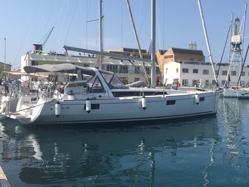 Oceanis 48