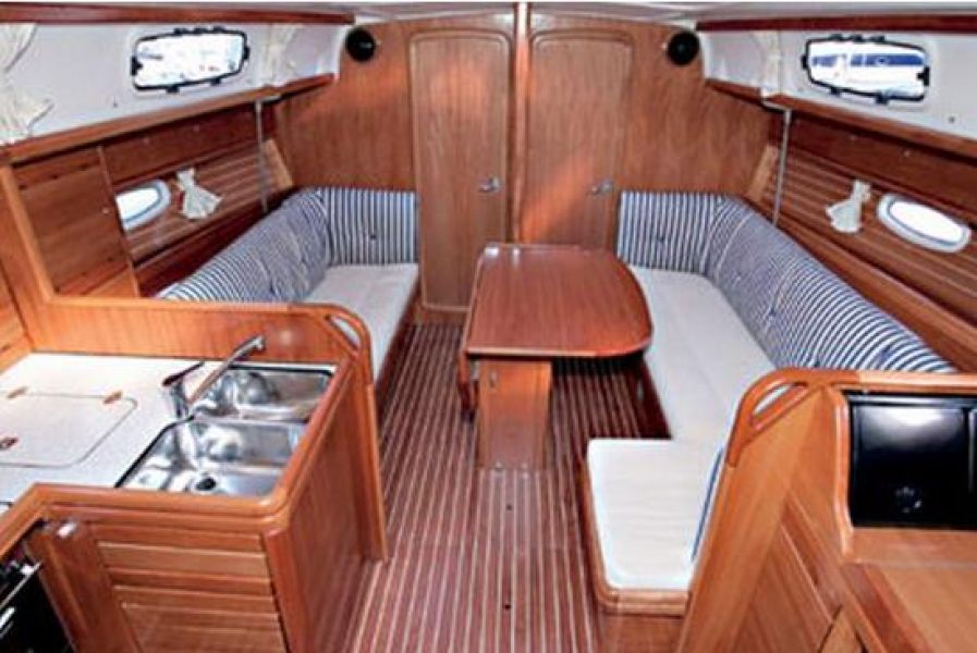 Bavaria 37 Cruiser