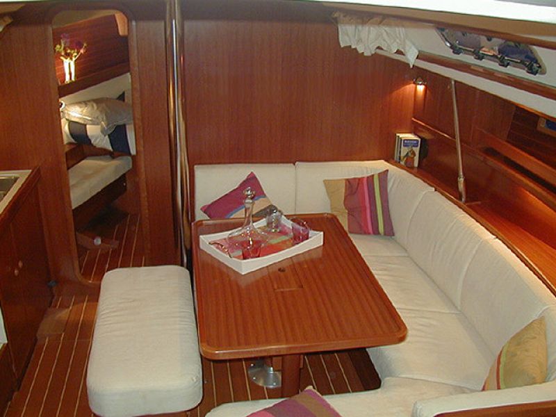 Dufour 385