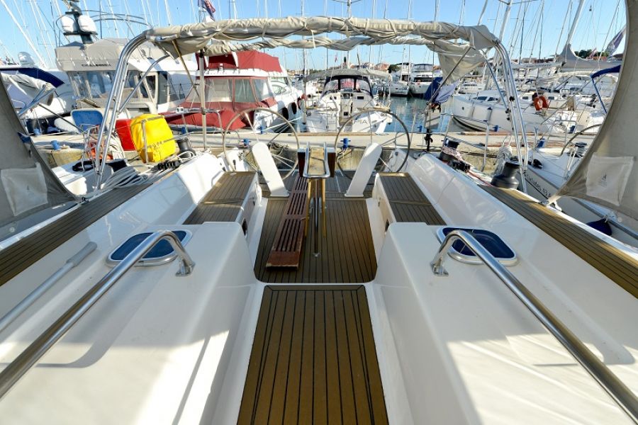 Hanse 495