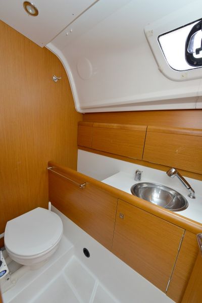 Sun Odyssey 33i 