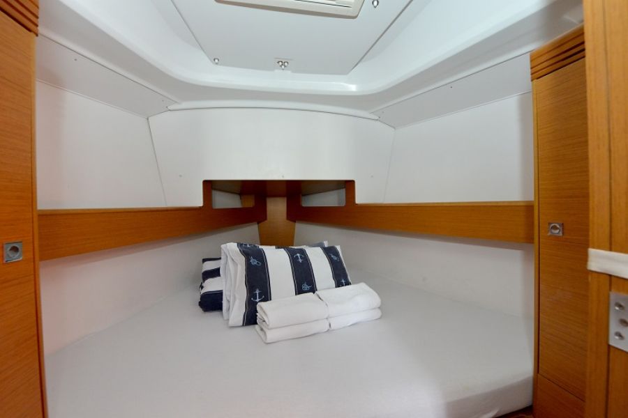 Sun Odyssey 33i 