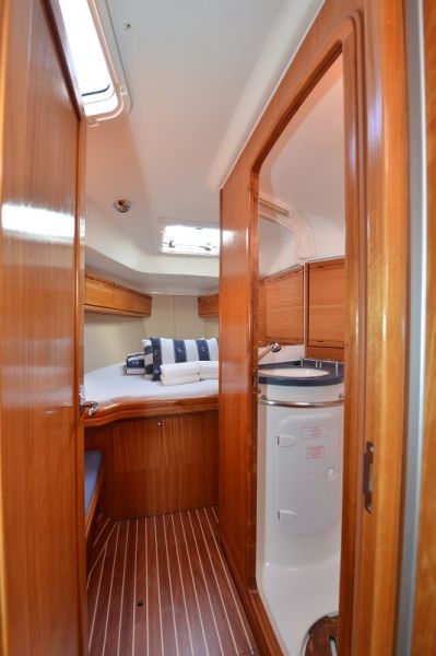Bavaria 38 cruiser 