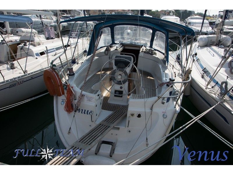 Bavaria 32