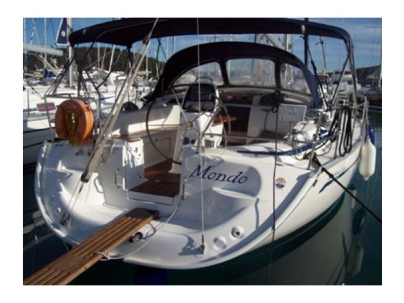 Bavaria 37
