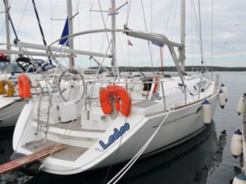 Sun Odyssey 45