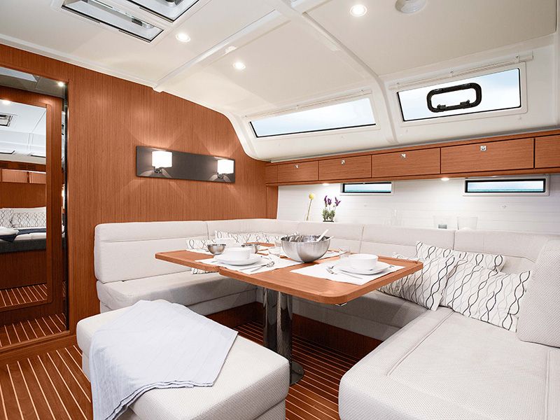 Bavaria Cruiser 51
