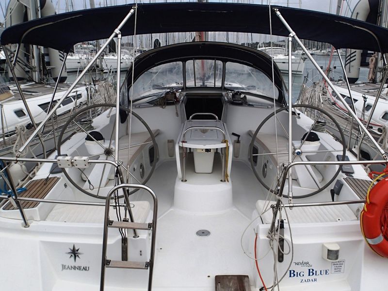 Sun Odyssey 45