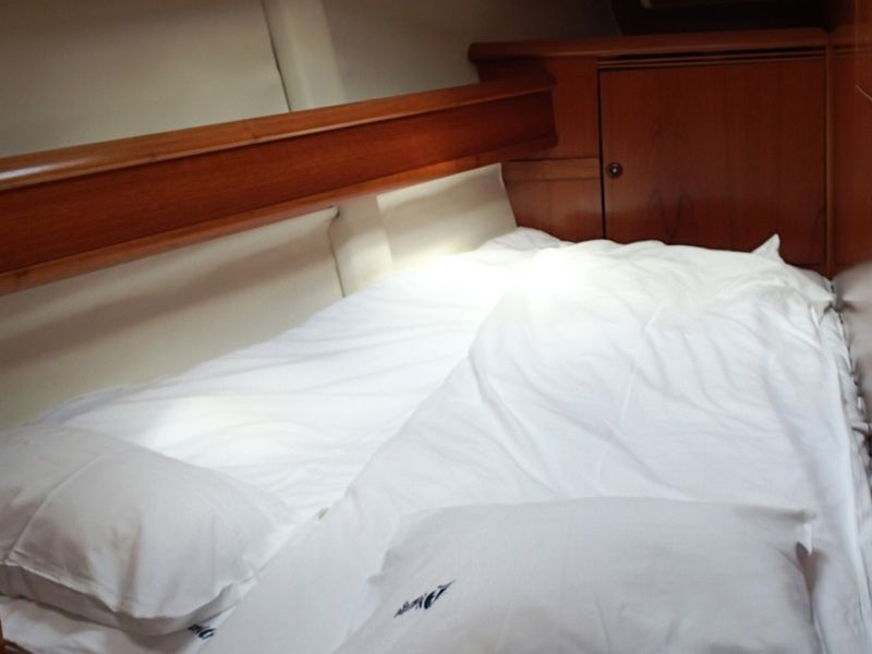 Sun Odyssey 45