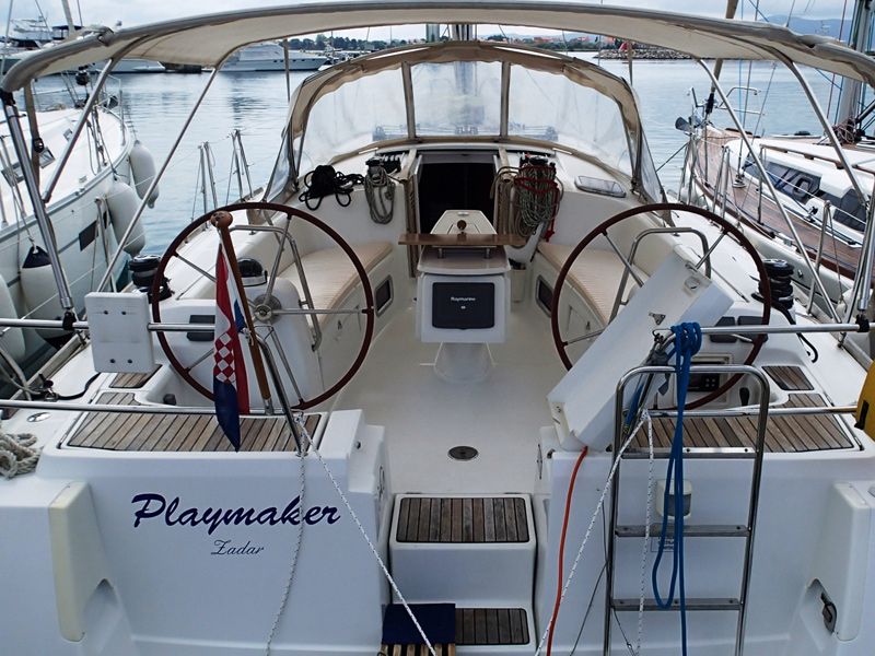 Oceanis 43
