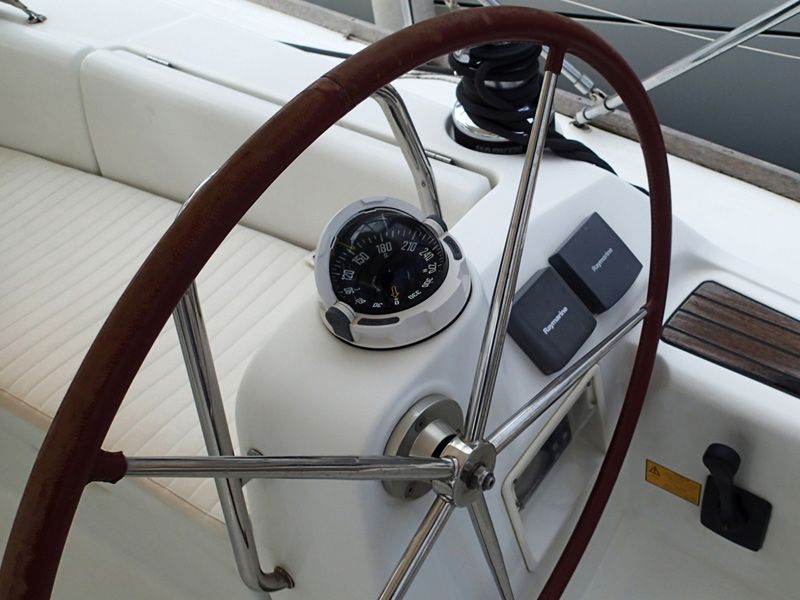 Oceanis 43