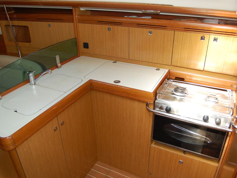 Sun Odyssey 36i