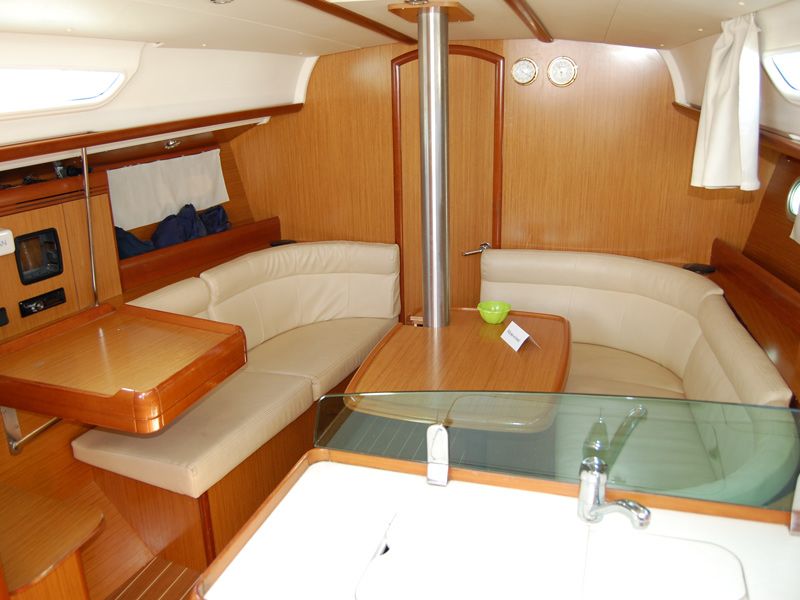 Sun Odyssey 36i